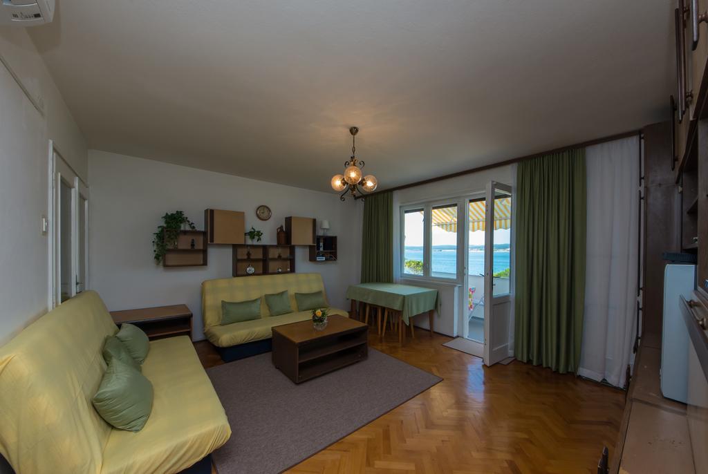 Apartment Romeo Crikvenica Habitación foto
